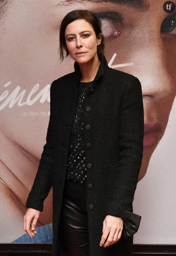 "Dans Lysistrata, la comédie grecque d'Aristophane. "Dans 'Lysistrata', les femmes se regroupent à l'acropole, lieu symbolique du pouvoir dans l'Antiquité, pour faire cesser la guerre entre Athènes et Sparte. Exclues de la vie politique, elles souhaitent aussi décider des affaires de la cité à l'égal des hommes, et vont faire la grève en ce sens", nous avait expliqué la philosophe de la pensée féministe et directrice de recherche au CNRS Geneviève Fraisse.