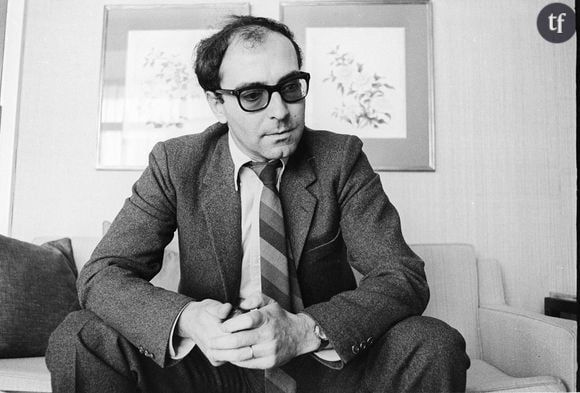 Jean-Luc Godard expliquait avoir eu du mal à mettre en scène ainsi le physique de Bardot