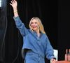 Hier comme aujourd'hui, cette prise de position est saluée par ses fans : "Des rides chez les stars, enfin ! C'est oui ! Elle est tellement belle !", "Vieillir avec tant de beauté c'est la nouvelle mode ! On est fatigué des minettes botoxées de partout !".