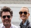 “Encore un autre”, “tout pour se faire remarquer” : Laeticia Hallyday heureuse en couple, elle affiche son bonheur… Et se fait méchamment tacler