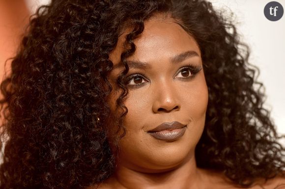Lizzo a impressionné ses fans en s'affichant en lingerie après son importante perte de poids. Depuis 2023, la star qui fut un grand symbole de lutte pour le mouvement body positive a entamé une nouvelle routine faite d'entraînements sportifs et nourriture saine.