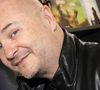 Julie Ollivier, la première femme à avoir accusé Sébastien Cauet de viol et d'agression sexuelle, a réagi à son retour à l'antenne.