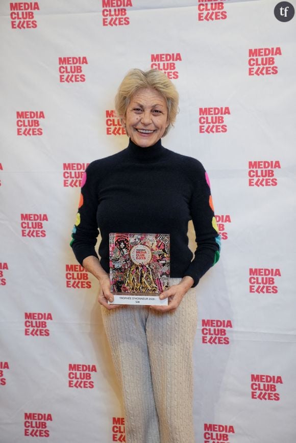 Lio n’a jamais été aussi acerbe et surtout, aussi elle-même. Féministe et fière de l’être, et cela depuis toujours (au moins depuis les piques véhémentes dont elle faisait l’objet en défendant son amie Marie Trintignant, victime de féminicide), et désormais, dépourvue du moindre filtre.