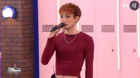 À l’occasion d’un cours avec la très populaire professeure de chant du célèbre télé-crochet, Marlène Schaff (dont l'interview est à venir sur Terrafemina), au sein même du Château de la Star Academy, c'est comme l'énoncent nos confrères de Têtu le jeune Victor, qui, en tant qu'élève demi-finaliste, a livré un témoignage "touchant sur son genre".