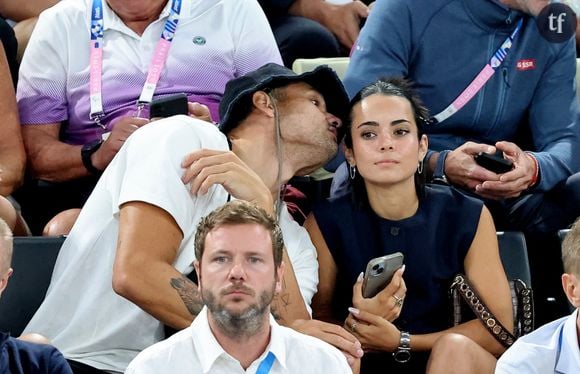 L'influenceuse sport est violemment cyberharcelée et d'autant plus depuis que sa relation avec le nageur Florent Manaudou est connue.