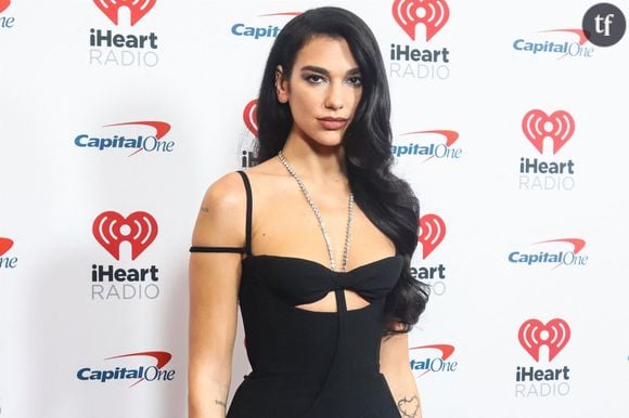 "Wow les abdos !" : les muscles de Dua Lipa rendent fous les internautes