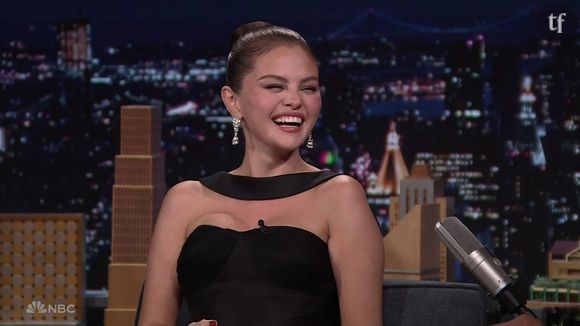 "Si glamour" : Selena Gomez rivalise avec le sex symbol Sydney Sweeney dans cette robe flamboyante sur le tapis rouge des Emmys