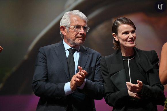 "Les femmes vont toujours avec les connards : Michel Boujenah, grand acteur français, sombre dans le victim blaming et scandalise les internautes