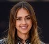 Jessica Alba rayonne en bikini
La star est apparue rayonnante, dévoilant plusieurs photos d'elle en bikini, dont l'une où on aperçoit ses abdos ultra-gainés. Des clichés qui n'ont pas manqué de faire réagir ses fans, qui l'ont complimenté sur sa beauté et sa silhouette tonique. "Es-tu sûre que tu n'as pas 25 ans ?", "La plus belle femme de la planète", "De plus en plus sexy", "Tu es incroyable", "Plus tu vieillis, plus tu es belle, wow", "Comment fais-tu pour avoir le même âge depuis 20 ans ?", "Elle est parfaite", "Incroyable à 44 ans", peut-on lire sous le carrousel de photos de l'actrice.