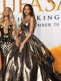 "Elle n'a que 13 ans", "laissez-la vivre son enfance !" : les filles de Beyoncé dansent à son concert et ça énerve les internautes