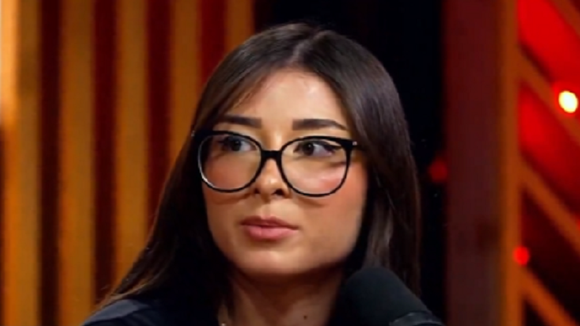 "Toujours avoir une photo de sa meuf à poil ou en train de se faire poutrer" : cette influenceuse porte plainte contre son ex, un masculiniste défend la divulgation de ses photos intimes