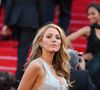 Depuis les premières allégations ayant trait au tournage de ce drame, accusations de diffamation, documents "compromettants" et contestations diverses s'expriment dans un camp, comme dans l'autre, abondamment relayés par les journaux. Blake Lively vs Justin Baldoni : une affaire qui vire au cyber harcèlement pur et simple.