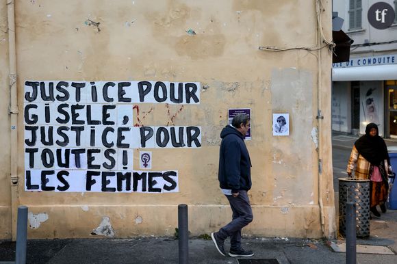 En commentaires de la vidéo, les internautes sont divisés. Certains ne comprennent pas la compassion de l'avocate pour son client. "Il a fait le choix d'être un criminel donc ses pertes sont de sa faute", écrit l'un d'entre eux.