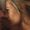 "Plaisir intense", "jouer un orgasme" : Cécile de France dévoile les dessous de cette "scène de sexe sublime" au coeur de ce film disponible gratuitement en ligne