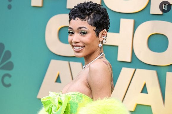 "Sex symbol" : Cette star du rap sidère ses millions de fans en micro-bikini