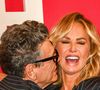 "Il l'aime mais elle le considère comme un joujou", "Une relation à sens unique" : Adriana Karembeu et Marc Lavoine s'embrassent fougueusement et s'attirent les critiques