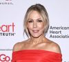 Jennie Garth est une maman fière. Le lundi 2 juin, l'interprète de Kelly Taylor dans Beverly Hills a partagé des photos de la remise des diplômes de sa fille Fiona au lycée ainsi que de leur célébration en famille. En légende Instagram, l'actrice a exprimé à quel point elle était "extrêmement fière" de sa fille : "Mon cœur est rempli d'une telle excitation à l'idée de la voir s'envoler".