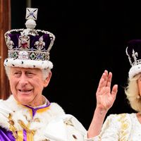 "Qui voudrait d'elle ?", "Le mec avait faim", "Elle fait sa victime" : la reine Camilla dénonce une agression sexuelle, les internautes sombrent dans le victim blaming et la misogynie crasse