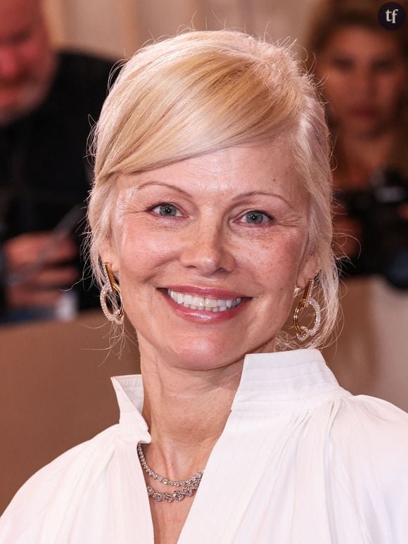 Mais malgré l'épreuve du dévoilement de l'intimité et une rupture nette et entamée, Pam demeure à l'heure actuelle pleine de tendresse pour son ex.