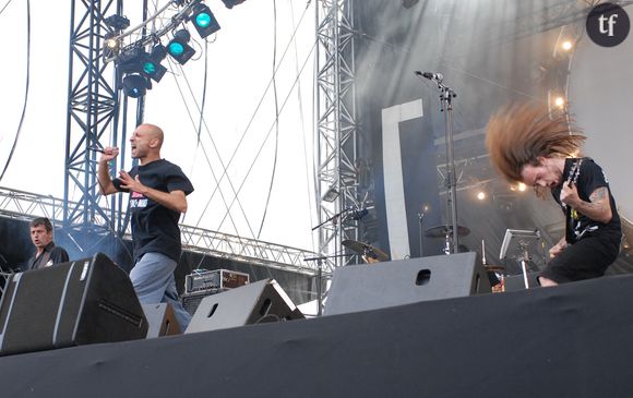 La plaignante avait déposé début mars 2023 une nouvelle plainte pour relancer l’enquête. À la suite de l’annonce de l’enquête préliminaire, plusieurs concerts du groupe avaient été reportés. Trois de ses membres avaient annoncé leur départ en janvier.
L’avocate de Mme Vouney, Me Aurore Boyard, avait dit récemment à l’AFP son espoir d’obtenir une enquête encore plus poussée afin "d’aller plus loin dans la manifestation de la vérité". "C’est pas juste qu’il ne soit pas poursuivi et que la justice ne regarde pas ça. Je suis intimement convaincue que ça ira jusqu’au bout et que la justice sera faite", avait-elle ajouté, disant sa vie très "abîmée".