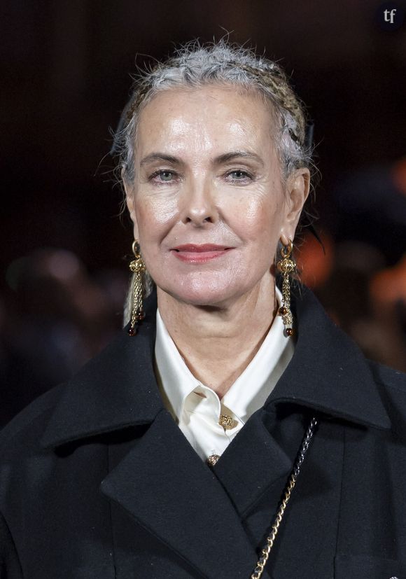 Carole Bouquet fait réagir sur les réseaux sociaux.