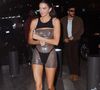 La naked dress, c'est cette robe toute en transparences qui dévoile sous vêtements, poitrines et fesses, selon les déclinaisons, et les stars.