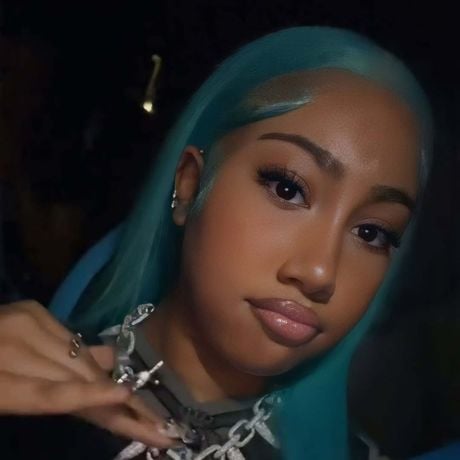 A 12 ans, la fille de Kim Kardashian, fait (encore) polémique avec des modifications corporelles