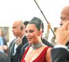 "C'est effrayant", "horrible" : Kim Kardashian trop vulgaire ? C’est le fashion faux-pas avec cette tenue spectaculaire