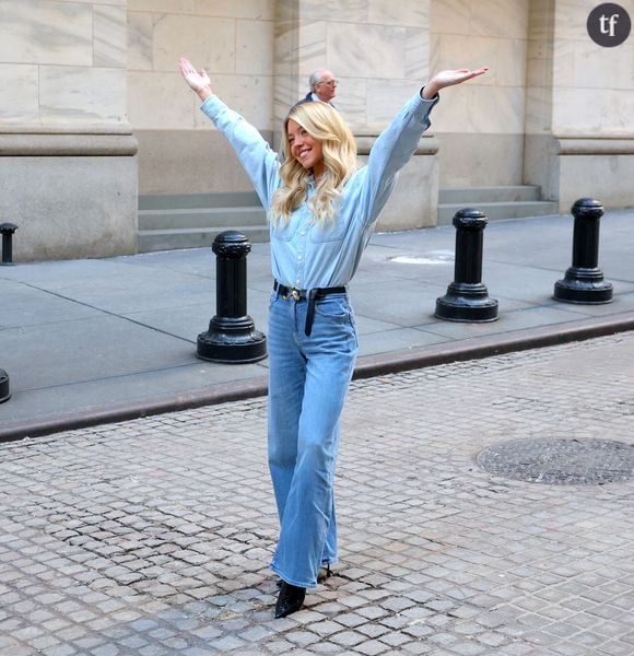 Cette fois pas de "jeans bleu" ou de "gènes" de femme mince et pas d'approbation de Donald Trump en vue.