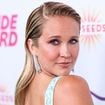 "Personne ne dirait rien si c'était un homme" : les 18 ans d'écart entre cette actrice de "Pitch Perfect" et sa petite-amie suscitent la controverse