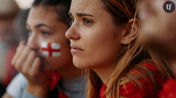 "Retourne à la cuisine" : en Angleterre, plus de la moitié des supportrices de foot sont victimes de sexisme