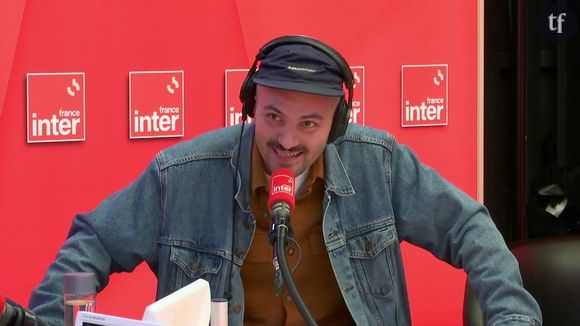 “Je vais voir un psy, pour la première fois, car je suis devenu papa”, témoigne cet humoriste dans une vidéo conseillée à tous les hommes (et aux darons)