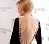 Tant et si bien que la créatrice de contenus Jenna Tells Ya passe au crible dans une courte mais abondamment visionnée vidéo l'itinéraire capillaire de Nicole Kidman. Afin de reporter la coupe de cheveux qu'elle arbore le lundi, le mercredi, le vendredi, au fil des cérémonies, des tapis rouges et des clichés de paparazzi. Oui oui.