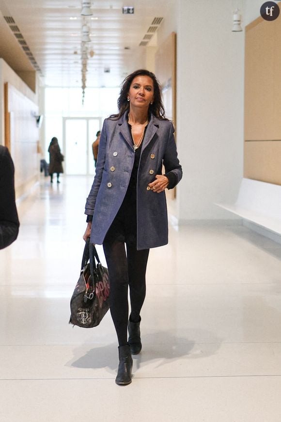 Venue présenter son documentaire nommé Les nouveaux Français, 100 ans d’immigration a été diffusé le 9 février sur M6, l’animatrice de 57 ans originaire de Nancy a raconté sa première expérience dans les transports en commun parisiens, alors fraichement débarquée de sa Moselle natale en 1986.