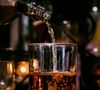 En France, entre 500 000 et 1,5 million de femmes souffrent de dépendance à l’alcool. Chiffre impressionnant et encore loin des réalités quand on prend en compte le fléau premier de l’alcoolisme : ne pas se l’avouer, naturellement.