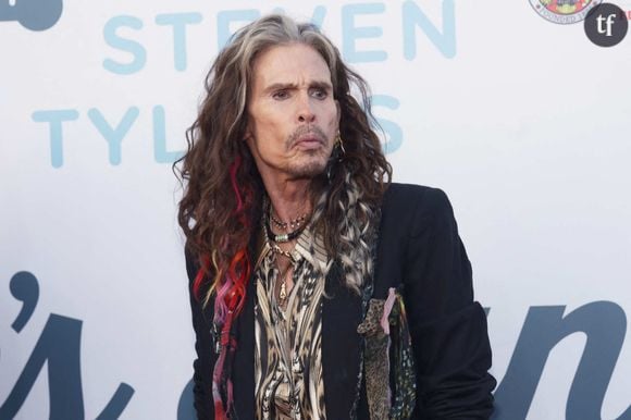 “39 ans d’écart ?!” : Steven Tyler, 77 ans, en couple avec Aimee Preston, 38 ans, ils font le (bad) buzz sur les réseaux sociaux