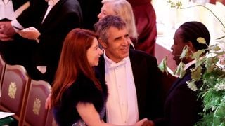 "Tant que le sexe fonctionne", "sa fille ? Non, sa femme" : Julien Clerc et son épouse, 30 ans les séparent, un écart très patriarcal que le chanteur assume