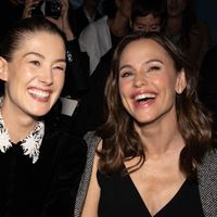 "Ca lui va super bien" : cette actrice culte des années 2000 change de look et ça sidère ses fans