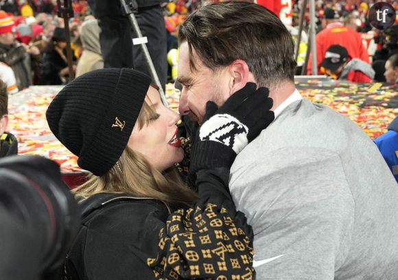 "Épidémie de botox", "un nouveau visage" : Taylor Swift méconnaissable ? Elle se fait clasher pour sa nouvelle apparence physique