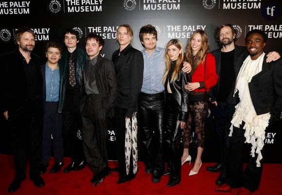 “Elle savait pas quoi porter ?”, “Qu’on vire sa styliste” : Maya Hawke (Stranger Things) ose la naked dress… Et se prend une raclée par Internet