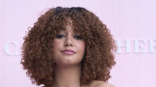 "Il est où son pantalon" : à la Fashion Week de Paris, Léna Situations subit les critiques des internautes