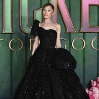 "Elle ressemble à la mort" : Ariana Grande choque par sa maigreur à l'avant-première de Wicked Partie 2