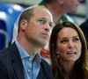 Très inquiétant. Et malheureusement “dans l’air du temps” lorsque l’on constate, outre atlantique notamment, la montée grandissante de la haine anti trans, et du masculinisme, indissociable de ces discours propagandistes. Kate Middleton à travers cela subit les montages complotistes et misogynes de nombreux internautes...