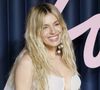 Sienna Miller s'est rendue aux Fashion Awards de Londres, le 1er décembre.