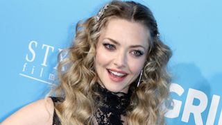 "Ca fait 20 ans que j'en souffre" : cette actrice culte des années 2000 brise le tabou de l'eczéma dans une vidéo "sans filtre"