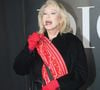 Amanda Lear est revenue auprès de Pablo Mira (Quotidien) sur son régime alimentaire très particulier : des pilules tout le temps. Un discours qui décoché tout sourire peut déranger, pour de bonnes raisons. Il y a de quoi grincer des dents.