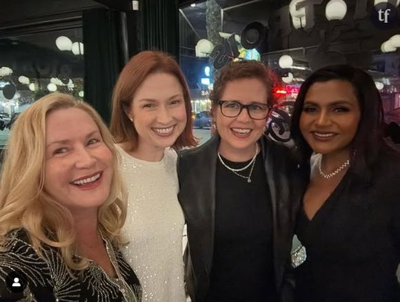 Onze ans après la fin de la version américaine de The Office, quatre stars de la série, Mindy Kaling (Kelly), Jenna Fischer (Pam), Ellie Kemper (Erin) et Angela Kinsey (Angela) se sont retrouvées le temps d’un dîner.