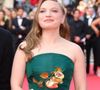 Cette actrice dont la carrière reste encore à écrire a fasciné photographes et férus de cinéma sur la Croisette. Eblouie de flashes lors de la descente des marches à l'occasion du film The Phoenician Scheme, le tout dernier ovni de Wes Anderson, lors du 78ème Festival International du Film de Cannes, au Palais des Festivals, la comédienne Mia Threapleton a su marier classe et discrétion.