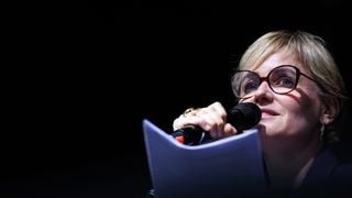 "Pièces à conviction" : Judith Godrèche va enfin sortir un livre-choc sur son enfance, et ça devrait beaucoup faire réagir le cinéma français