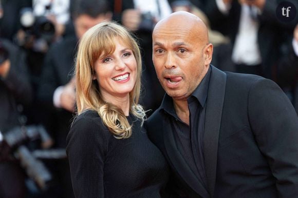 Et la journaliste d'achever ainsi son billet d'humeur fracassant : "Quand un mec dit d'une meuf qu'elle 'suce' sur scène, cela fait crever de rire le jury, lorsqu'une femme dit que sa chatte 'mouille', Ramzy lui rétorque : j'étais gêné car je pourrais être ton père... Camille Fievez qui parle de sa chatte idem, ça ne passe pas selon Eric. On peut dire bite, mais chatte, c'est non. Le sketch d'Anne Boissard sur l'IVG a été jugé "trop triste". On peut faire de l'humour noir, sauf quand l'on est une femme. Et les femmes humoristes elles doivent accepter sans broncher les blagues misogynes style 'suceuse de bite'."